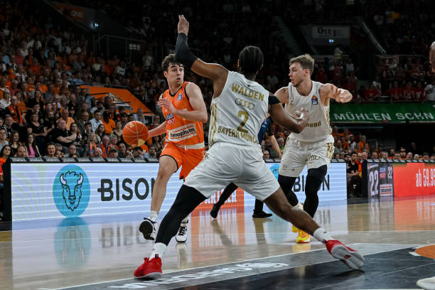 传球和组织 传球和组织