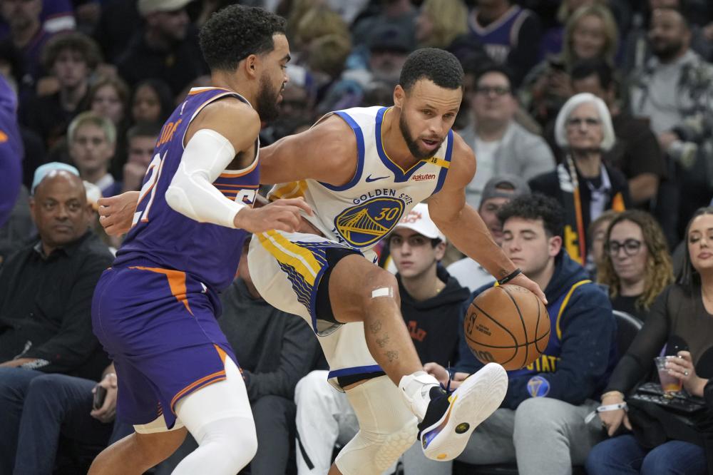 熟悉篮球的 熟悉篮球的