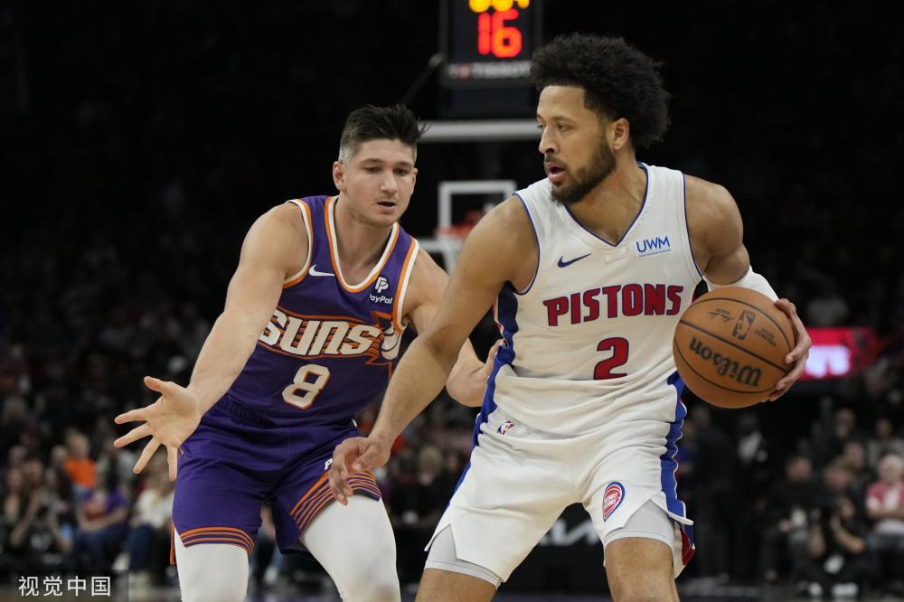 向了门柱外 向了门柱外