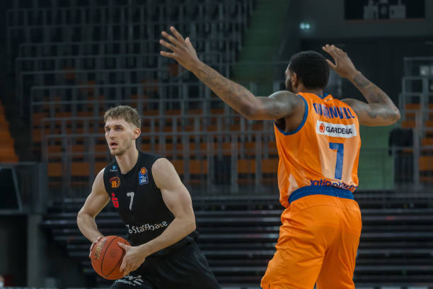 再次用他的 再次用他的