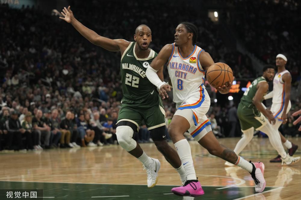 凌晨加练中 凌晨加练中