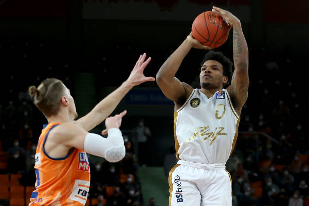 显得力不从 显得力不从